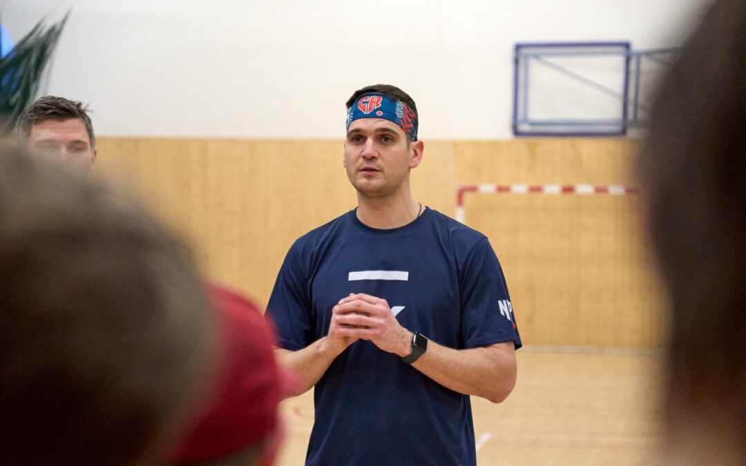 Pozvánka na půldenní baseballový trénink pro hráče s reprezentanty